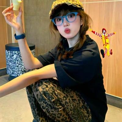 莫莉·麦克斯韦